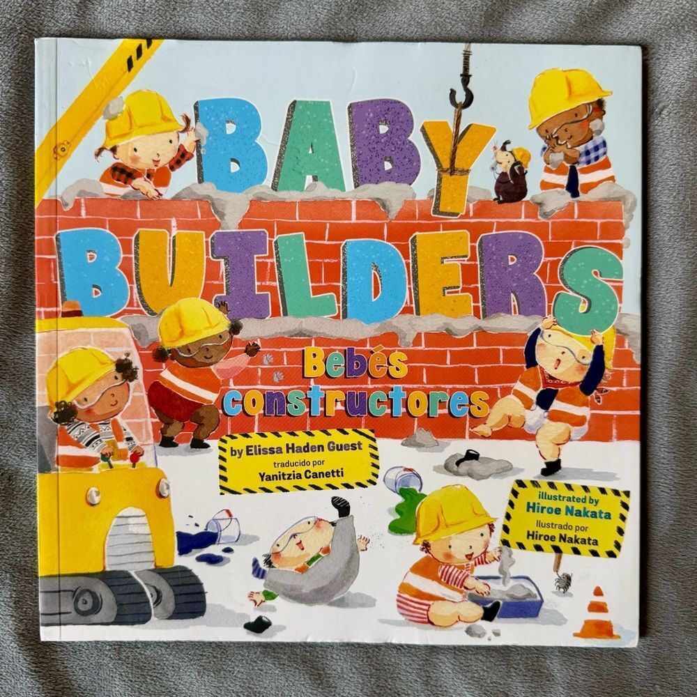 4/$10 - Baby Builders Children's Paperback Book | Bebés Constructores